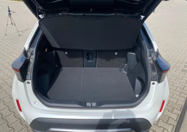 Toyota Yaris Cross cena 122900 przebieg: 21601, rok produkcji 2022 z Kalisz małe 596